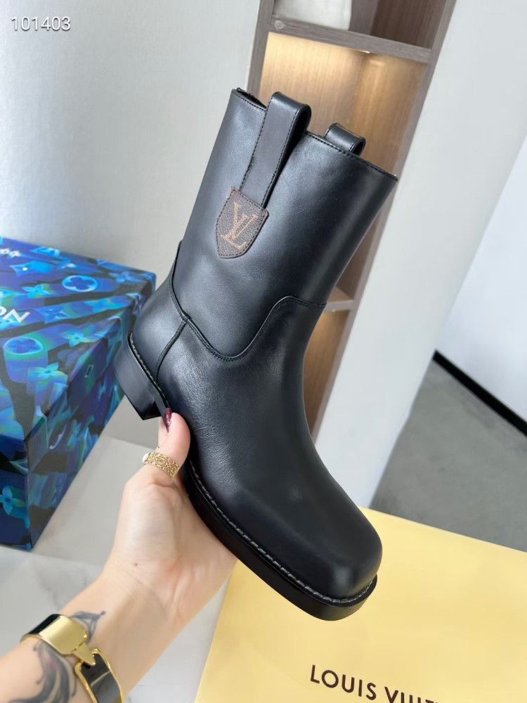 ルイヴィトン靴コピー 大人気2022新品 Louis Vuitton ルイヴィトン靴0190