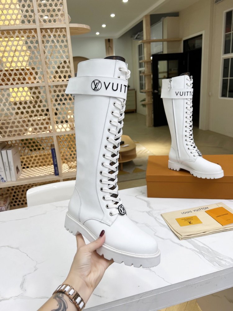 ルイヴィトン靴コピー 定番人気2022新品 Louis Vuitton ルイヴィトン靴0191