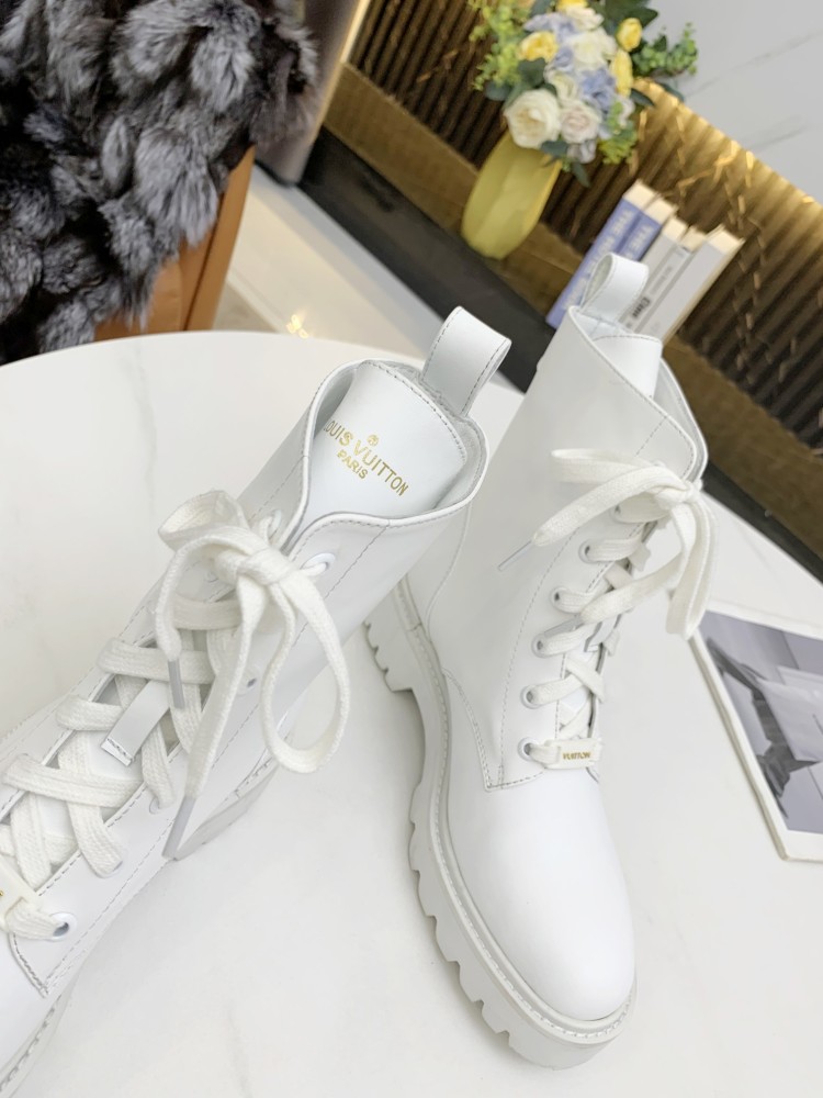 ルイヴィトン靴コピー 大人気2022新品 Louis Vuitton ルイヴィトン靴0179