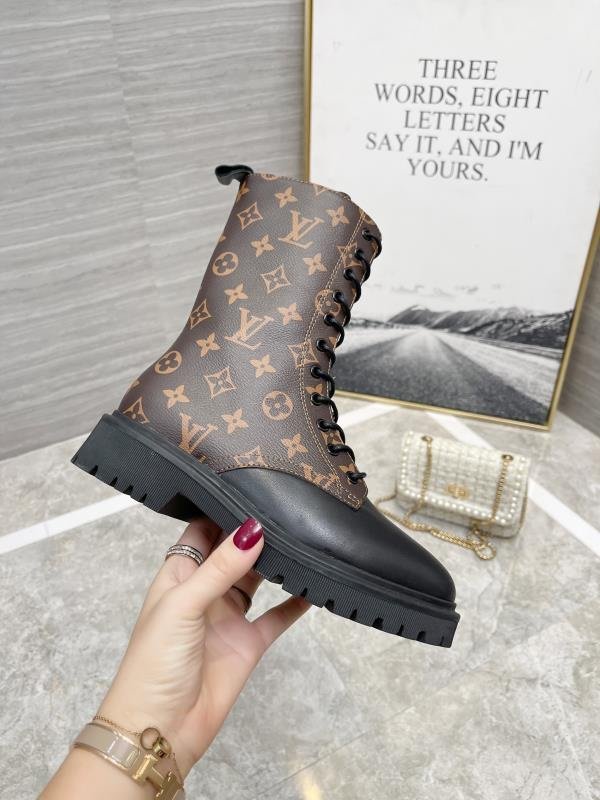 ルイヴィトン靴コピー 2022新品大人気NO.1 Louis Vuitton ルイヴィトン靴0164