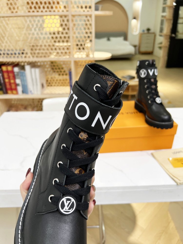ルイヴィトン靴コピー 大人気2022新品 Louis Vuitton ルイヴィトン靴0175