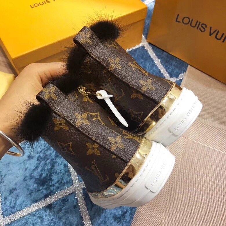 ルイヴィトン靴コピー 大人気2022新品 Louis Vuitton ルイヴィトン靴0180