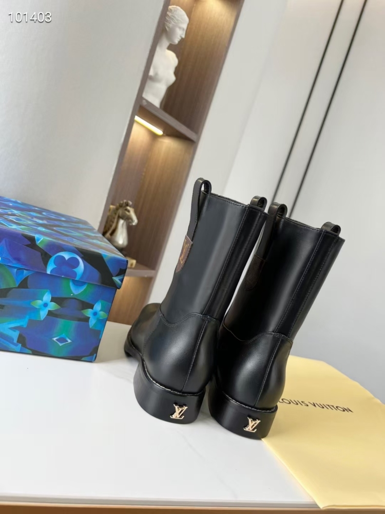 ルイヴィトン靴コピー 大人気2022新品 Louis Vuitton ルイヴィトン靴0190