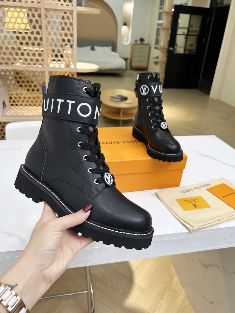ルイヴィトン靴コピー 大人気2022新品 Louis Vuitton ルイヴィトン靴0175