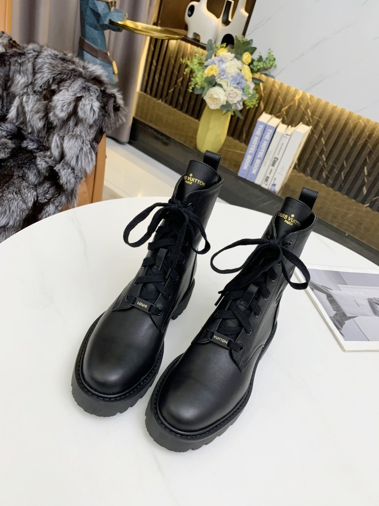 ルイヴィトン靴コピー 大人気2022新品 Louis Vuitton ルイヴィトン靴0178