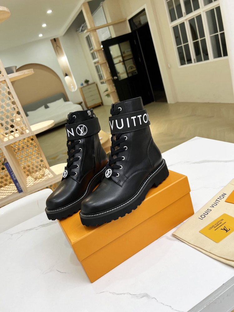 ルイヴィトン靴コピー 大人気2022新品 Louis Vuitton ルイヴィトン靴0175