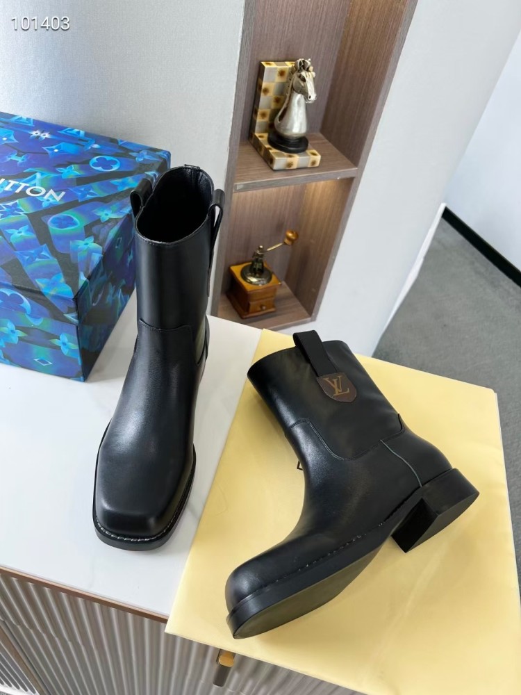 ルイヴィトン靴コピー 大人気2022新品 Louis Vuitton ルイヴィトン靴0190