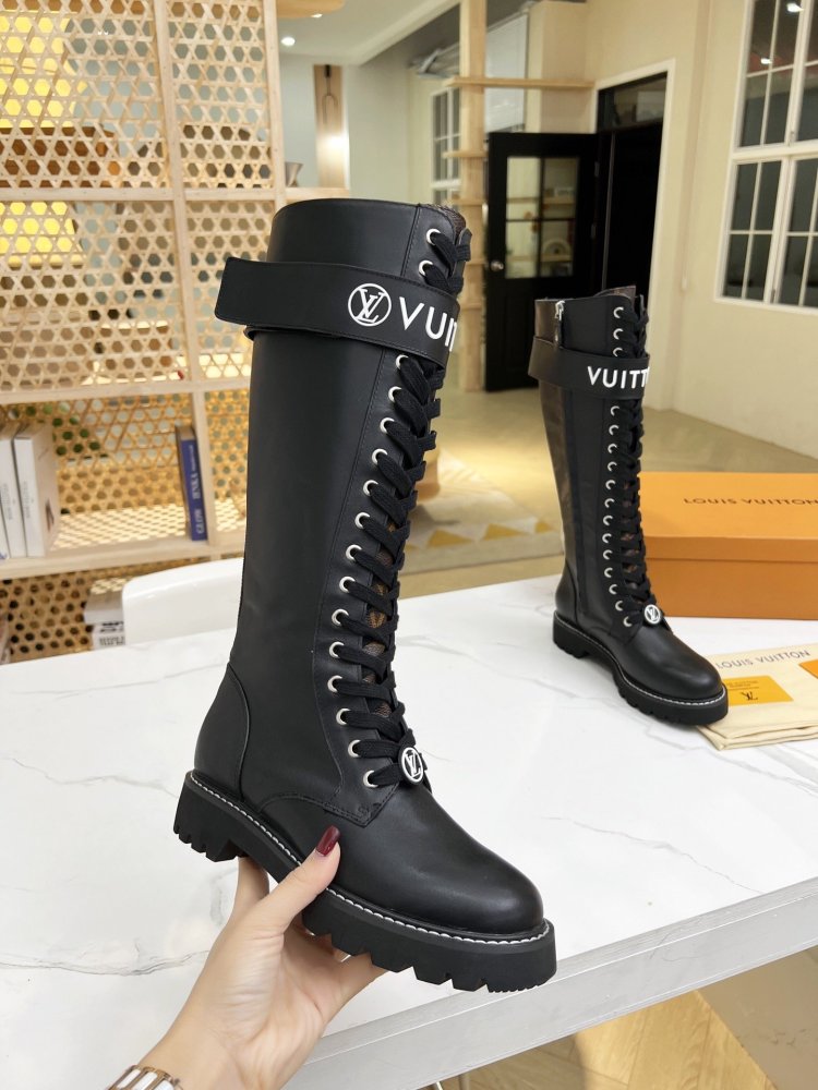 ルイヴィトン靴コピー 定番人気2022新品 Louis Vuitton ルイヴィトン靴0192