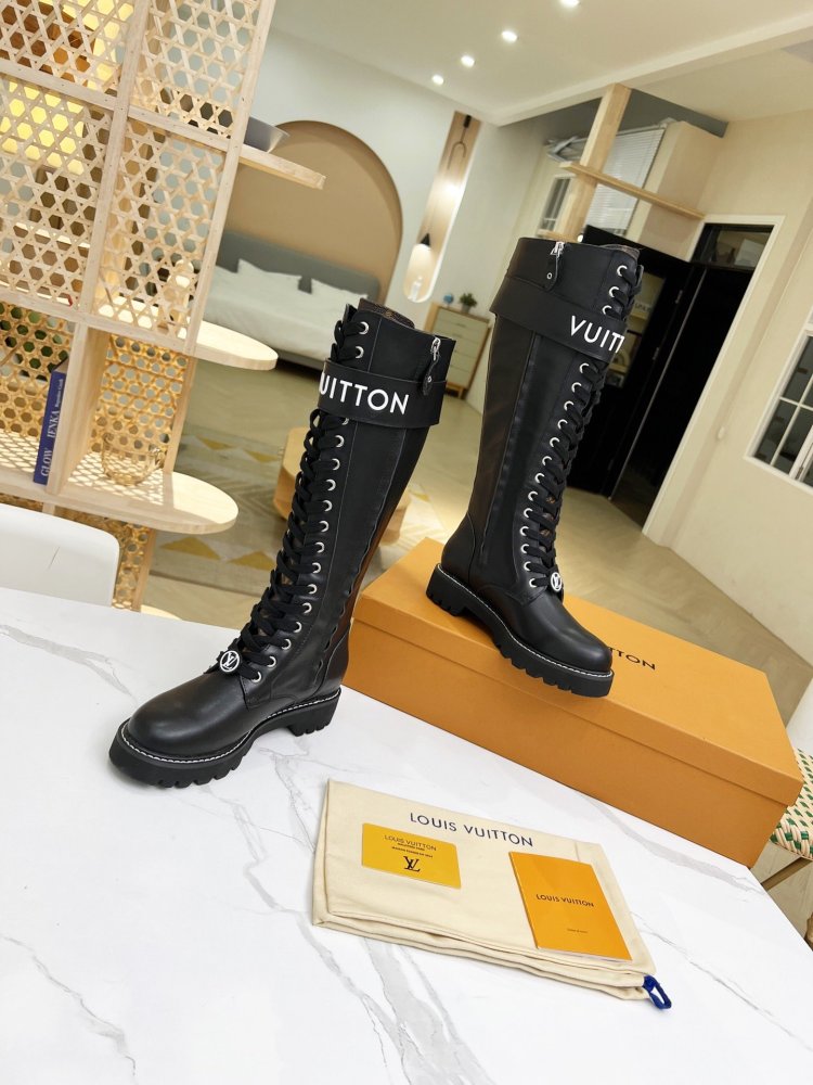 ルイヴィトン靴コピー 定番人気2022新品 Louis Vuitton ルイヴィトン靴0192