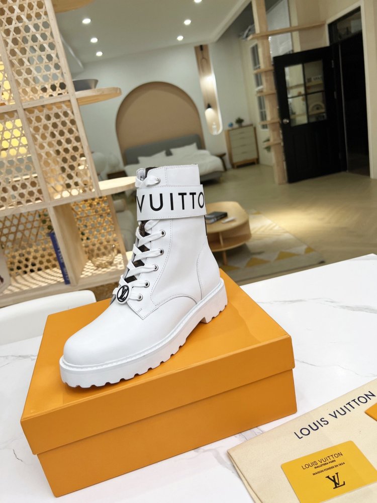 ルイヴィトン靴コピー 大人気2022新品 Louis Vuitton ルイヴィトン靴0174