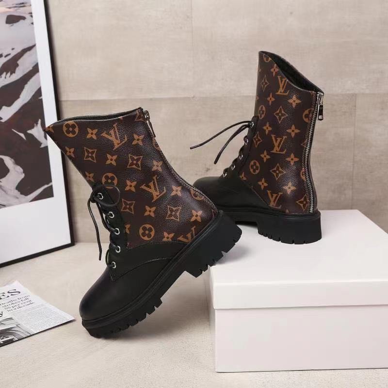 ルイヴィトン靴コピー 2022新品大人気NO.1 Louis Vuitton ルイヴィトン靴0165
