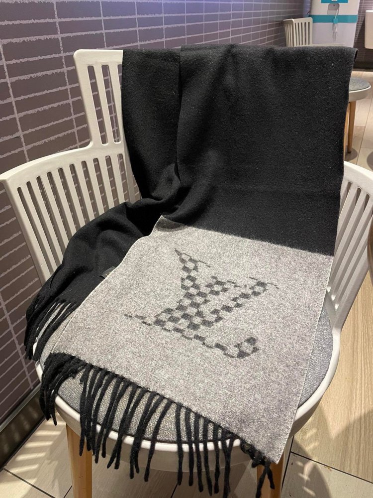 ルイヴィトンマフラーコピー 2022新品注目度NO.1 Louis Vuitton ルイヴィトンマフラー0003