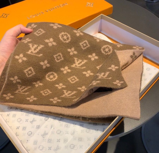 ルイヴィトンマフラーコピー 2022新品大人気NO.1 Louis Vuitton ルイヴィトンマフラー0047