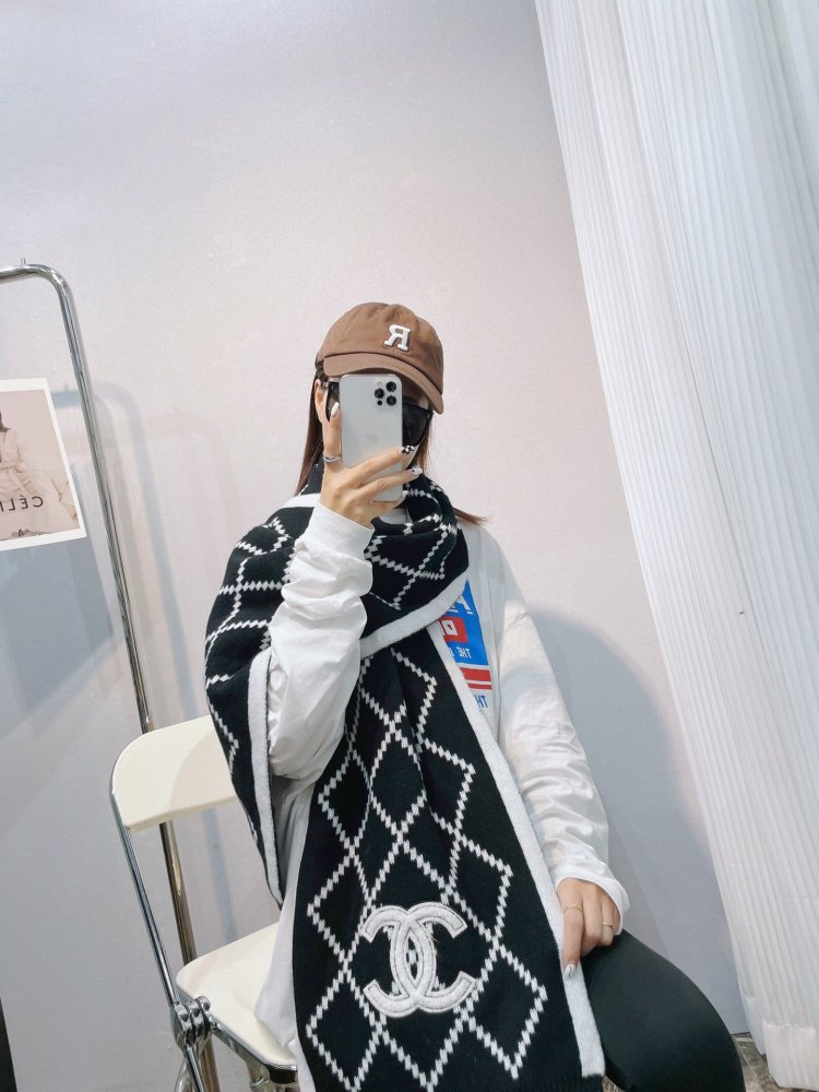 シャネルマフラーコピー 2022新品大人気NO.1 CHANEL シャネルマフラー0047