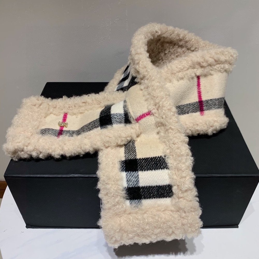 バーバリーマフラーコピー 定番人気2022新品 BURBERRY バーバリーマフラー0022