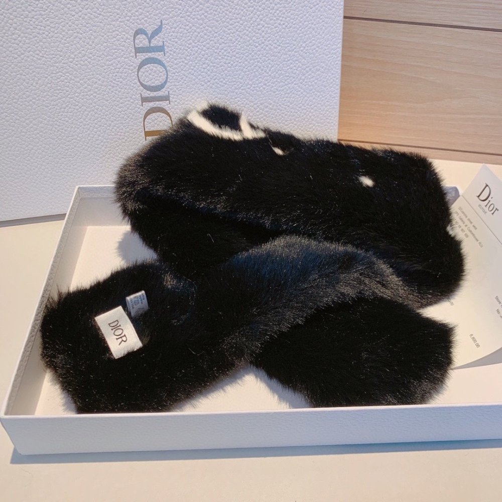 ディオールマフラーコピー 大人気2022新品 DIOR ディオールマフラー0042