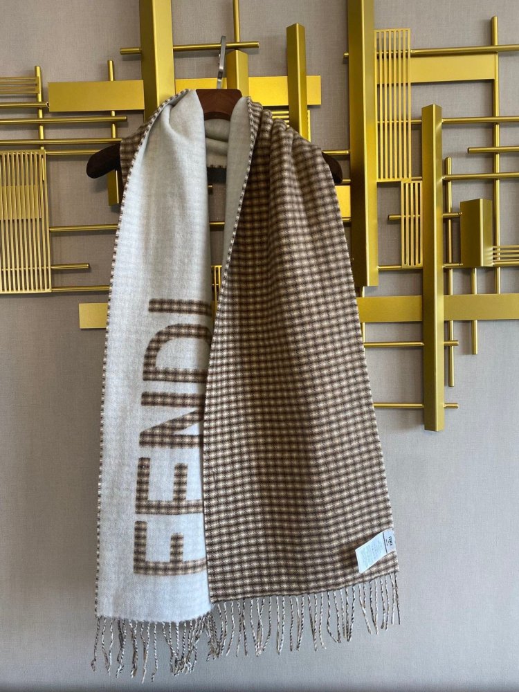 フェンディマフラーコピー 2022新品大人気NO.1 FENDI フェンディマフラー0013