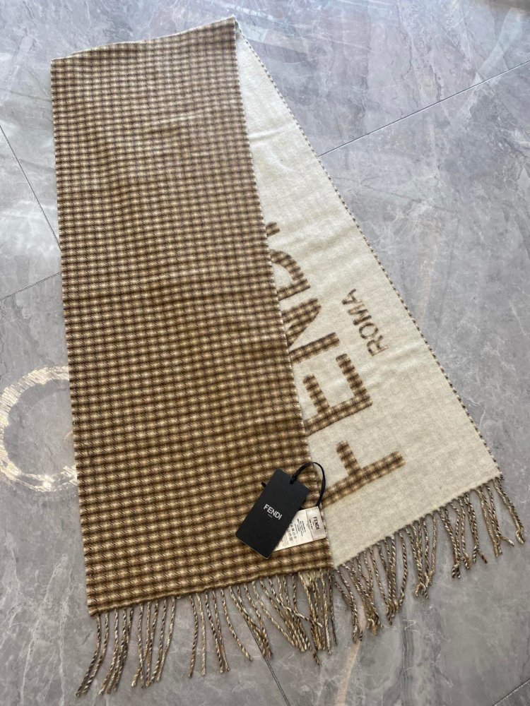 フェンディマフラーコピー 2022新品大人気NO.1 FENDI フェンディマフラー0013