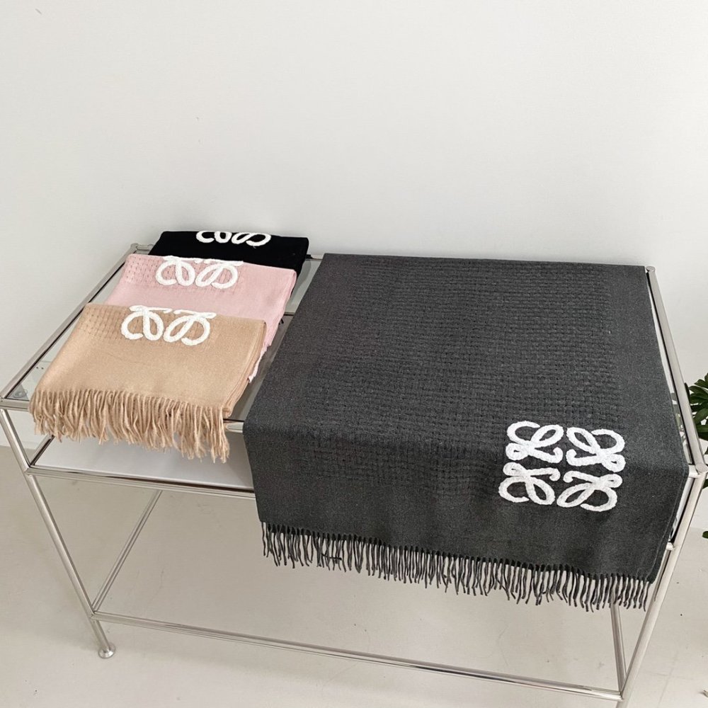 ロエベ マフラーコピー 2022新品大人気NO.1 2色 LOEWE ロエベ マフラー0005