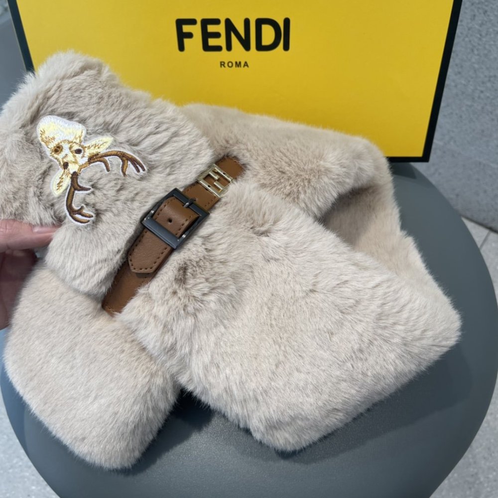 フェンディマフラーコピー 2022新品大人気NO.1 FENDI フェンディマフラー0030