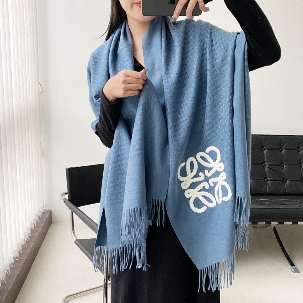 ロエベ マフラーコピー 2022新品大人気NO.1 2色 LOEWE ロエベ マフラー0006