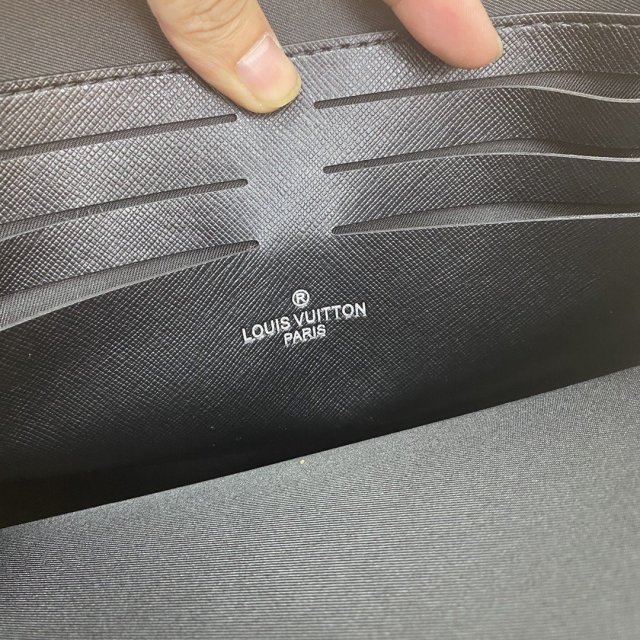 ルイヴィトンセカンドバッグコピー 2022大人気NO.1  Louis Vuitton  ルイヴィトンセカンドバッグ0029