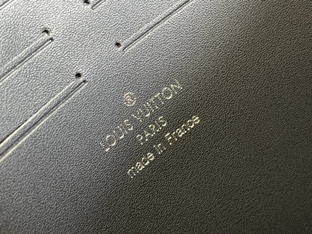 ルイヴィトンセカンドバッグコピー 2022大人気NO.1  Louis Vuitton  ルイヴィトンセカンドバッグ0067
