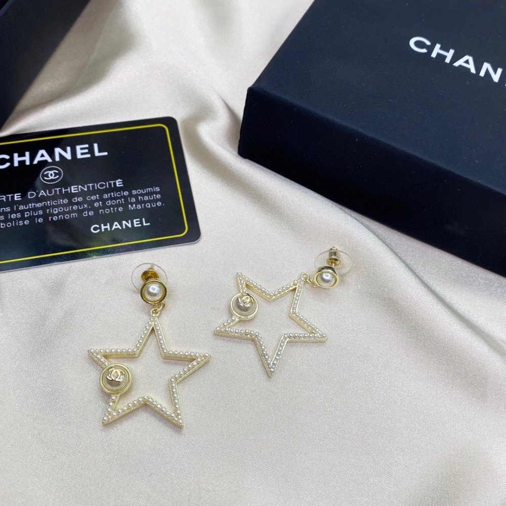 シャネルイアリングコピー 大人気2022新品  CHANEL  シャネルイアリング0043
