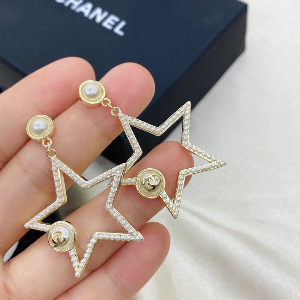 シャネルイアリングコピー 大人気2022新品  CHANEL  シャネルイアリング0043