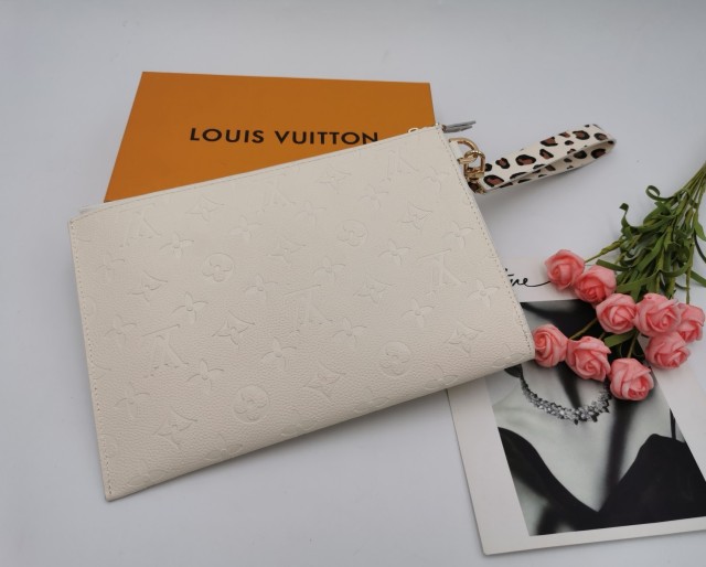 ルイヴィトンセカンドバッグコピー 大人気2022新品 Louis Vuitton  ルイヴィトンセカンドバッグ0093