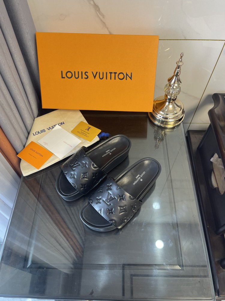 ルイヴィトン靴コピー  2022SS新作通販   Louis Vuitton ルイヴィトン靴0228