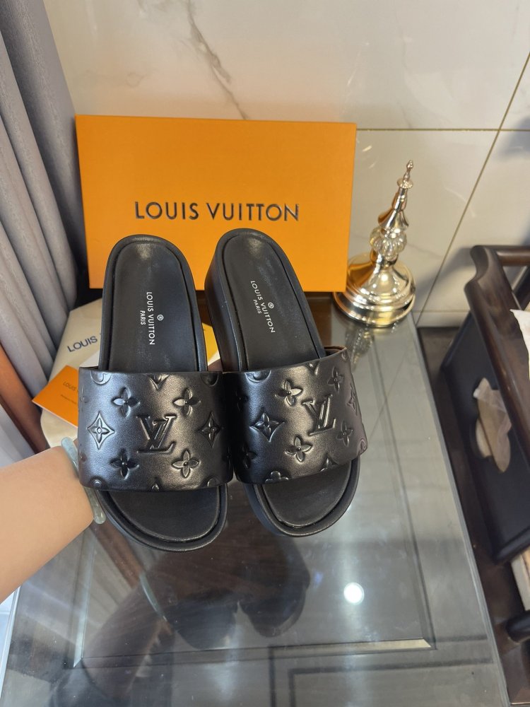 ルイヴィトン靴コピー  2022SS新作通販   Louis Vuitton ルイヴィトン靴0228
