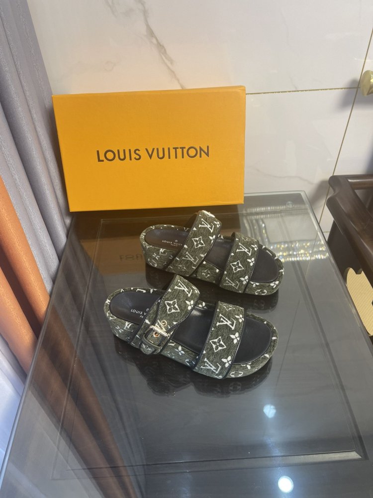 ルイヴィトン靴コピー2022新品大人気NO.1 Louis Vuitton ルイヴィトン靴0217