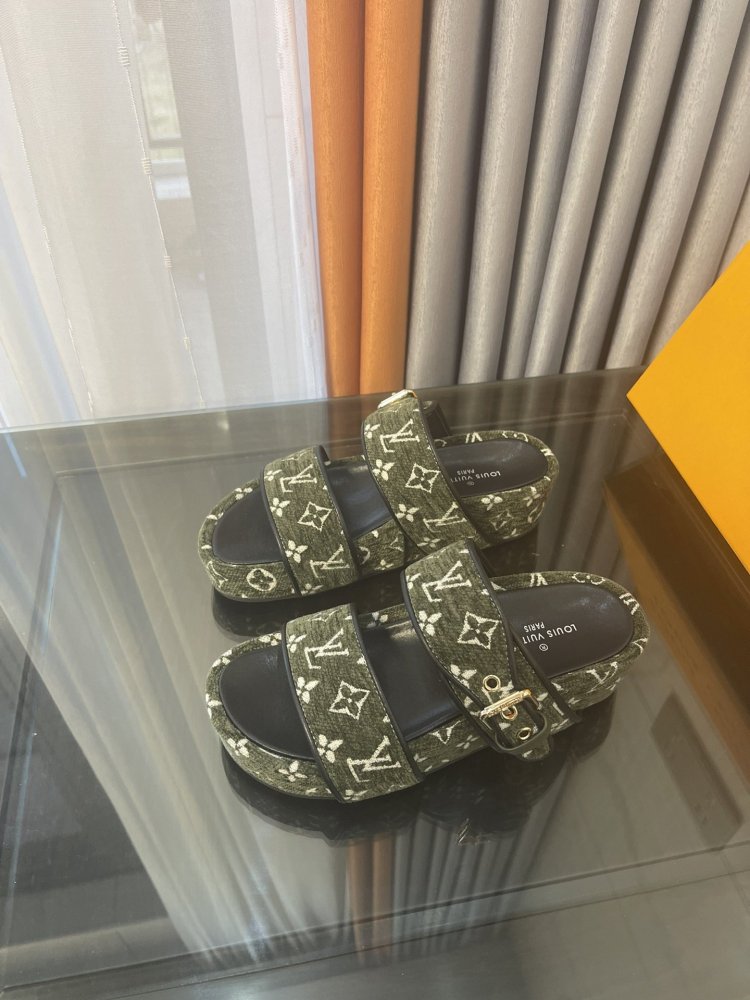 ルイヴィトン靴コピー2022新品大人気NO.1 Louis Vuitton ルイヴィトン靴0217