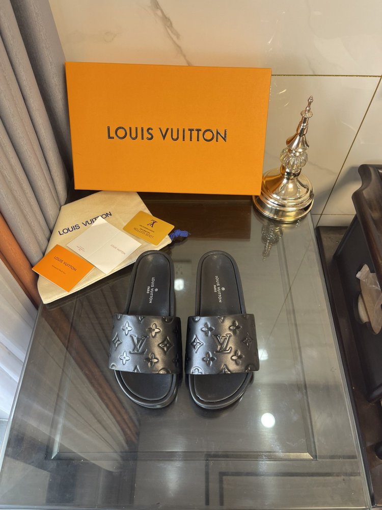ルイヴィトン靴コピー  2022SS新作通販   Louis Vuitton ルイヴィトン靴0228