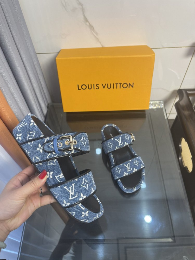 ルイヴィトン靴コピー2022新品大人気NO.1 Louis Vuitton ルイヴィトン靴0216