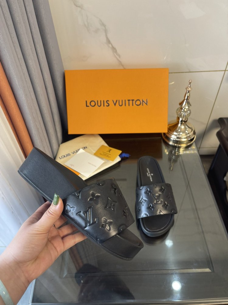 ルイヴィトン靴コピー  2022SS新作通販   Louis Vuitton ルイヴィトン靴0228