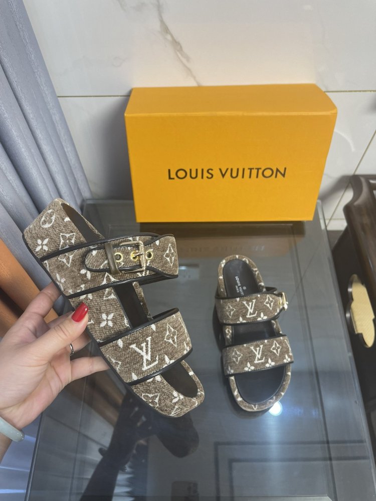 ルイヴィトン靴コピー2022新品大人気NO.1 Louis Vuitton ルイヴィトン靴0214