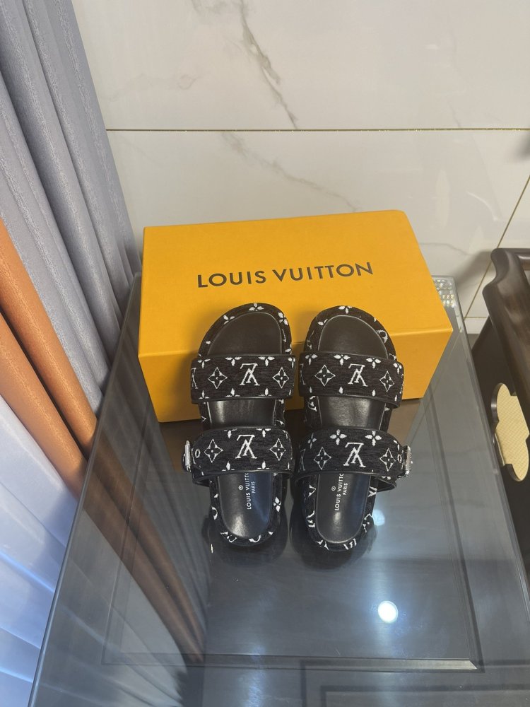 ルイヴィトン靴コピー2022新品大人気NO.1 Louis Vuitton ルイヴィトン靴0218