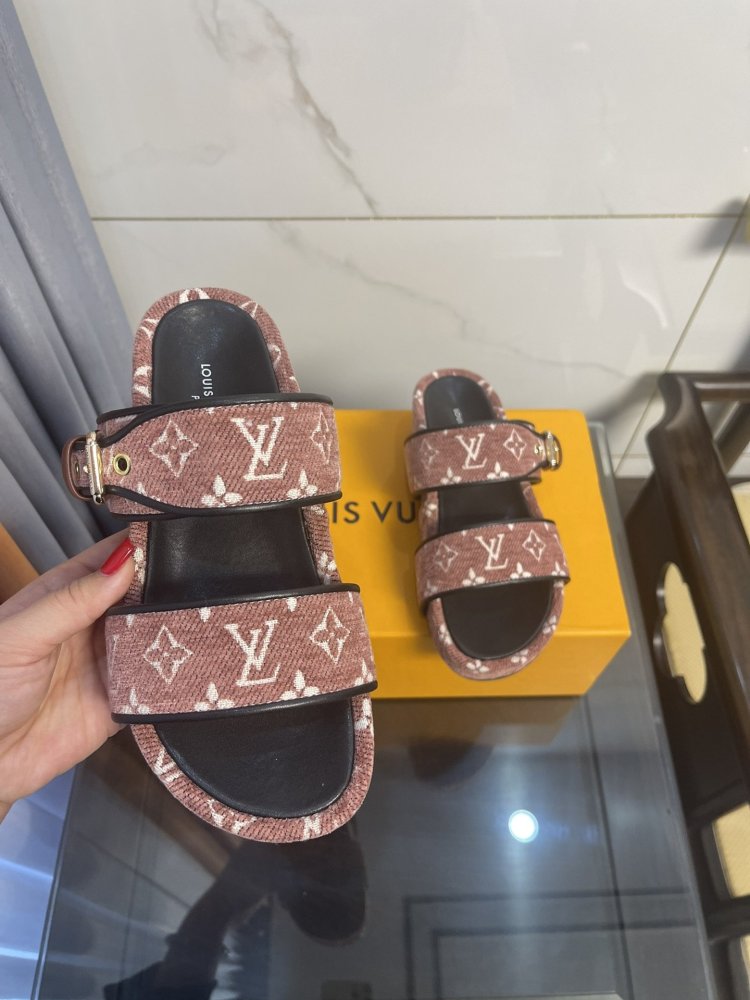 ルイヴィトン靴コピー2022新品大人気NO.1 Louis Vuitton ルイヴィトン靴0215