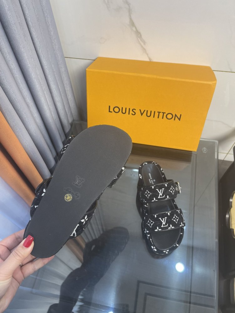 ルイヴィトン靴コピー2022新品大人気NO.1 Louis Vuitton ルイヴィトン靴0218