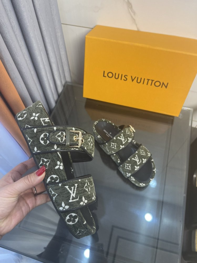 ルイヴィトン靴コピー2022新品大人気NO.1 Louis Vuitton ルイヴィトン靴0217