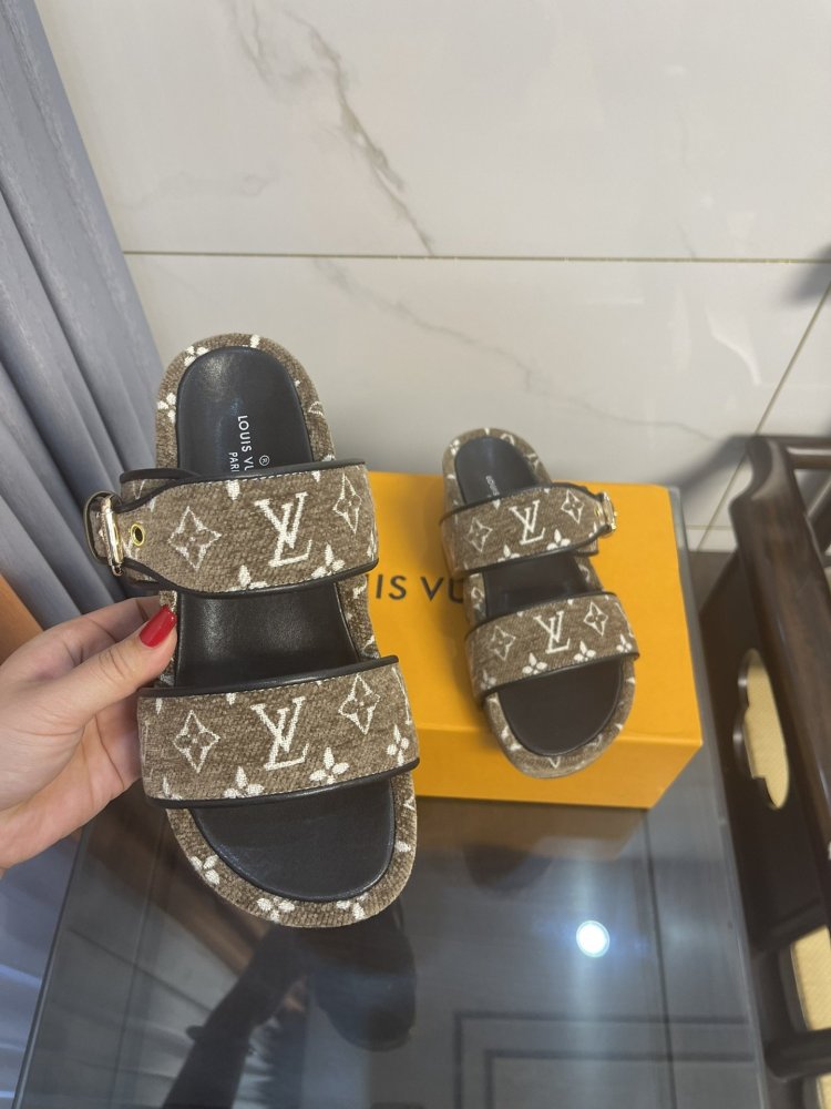 ルイヴィトン靴コピー2022新品大人気NO.1 Louis Vuitton ルイヴィトン靴0214
