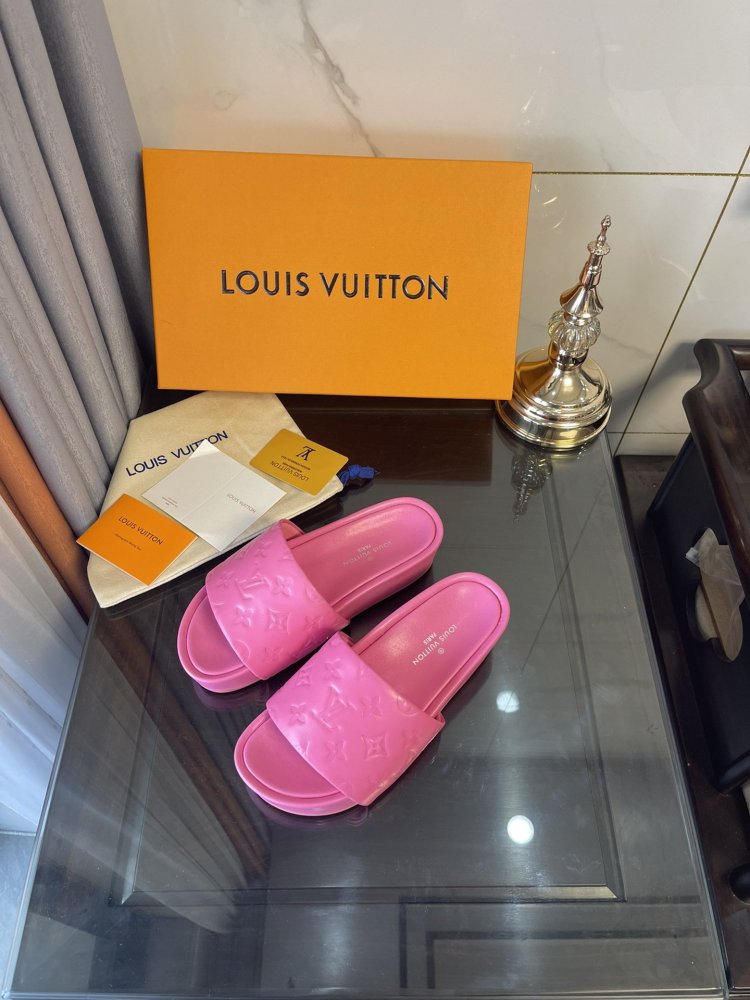ルイヴィトン靴コピー  2022SS新作通販   Louis Vuitton ルイヴィトン靴0229