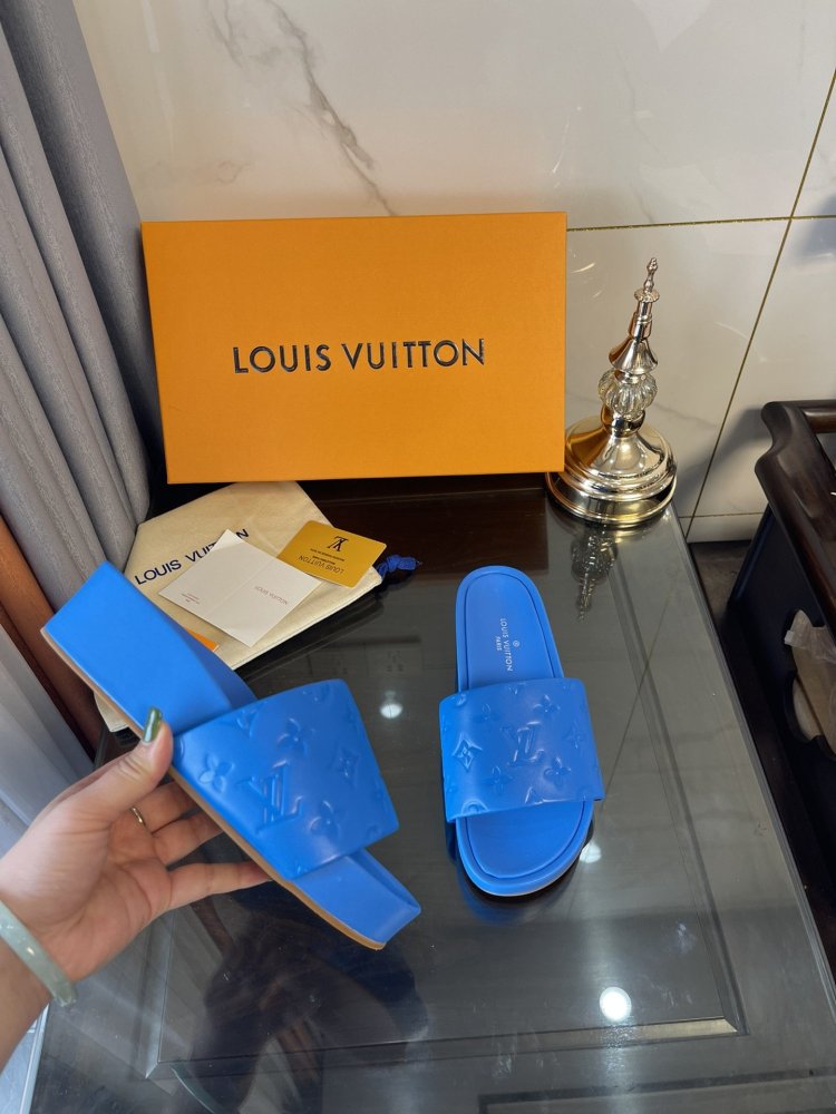 ルイヴィトン靴コピー  2022SS新作通販   Louis Vuitton ルイヴィトン靴0226