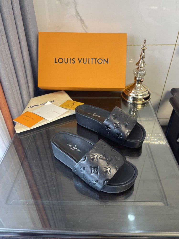 ルイヴィトン靴コピー  2022SS新作通販   Louis Vuitton ルイヴィトン靴0228