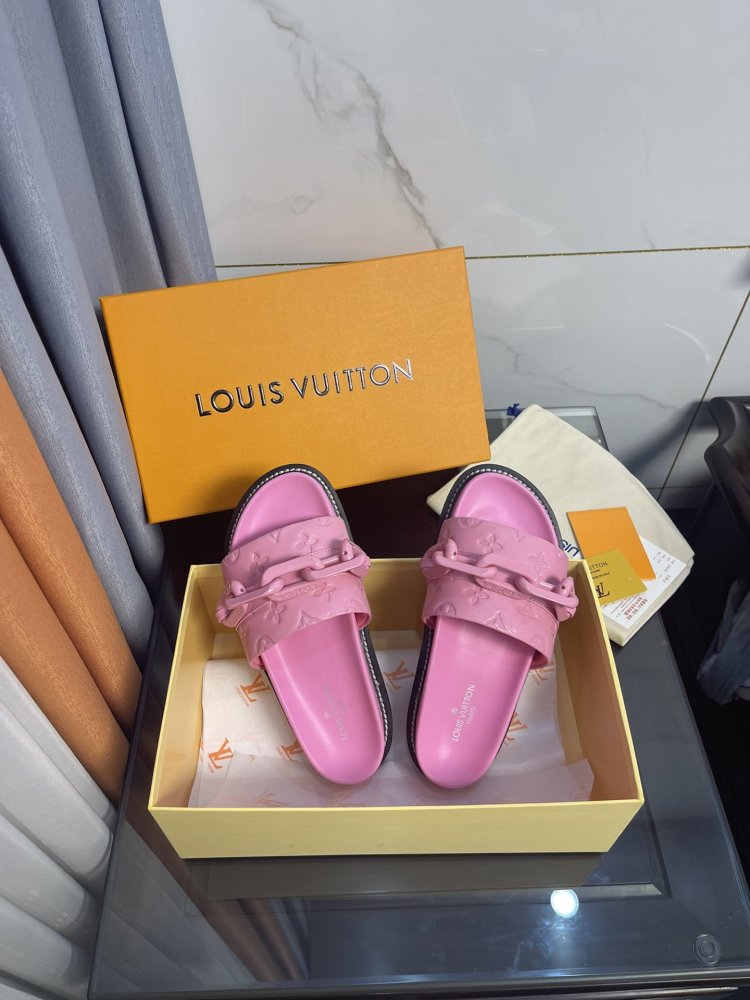 ルイヴィトン靴コピー2022新品大人気NO.1 Louis Vuitton ルイヴィトン靴0211