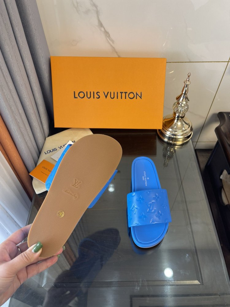 ルイヴィトン靴コピー  2022SS新作通販   Louis Vuitton ルイヴィトン靴0226