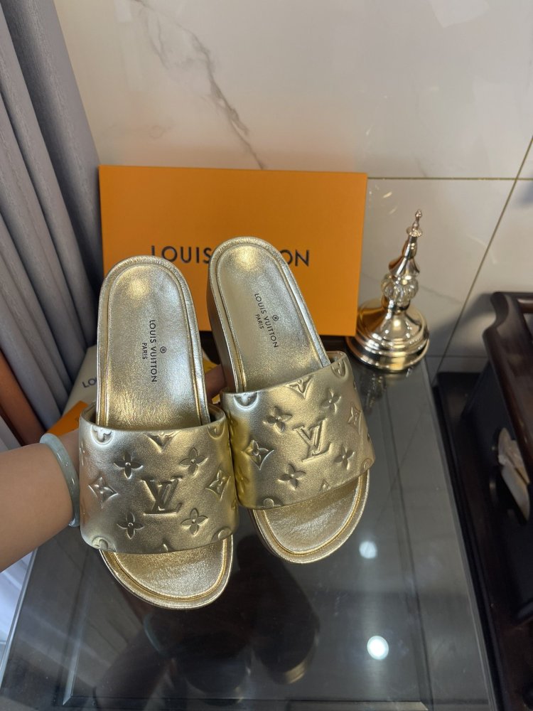 ルイヴィトン靴コピー  2022SS新作通販   Louis Vuitton ルイヴィトン靴0230