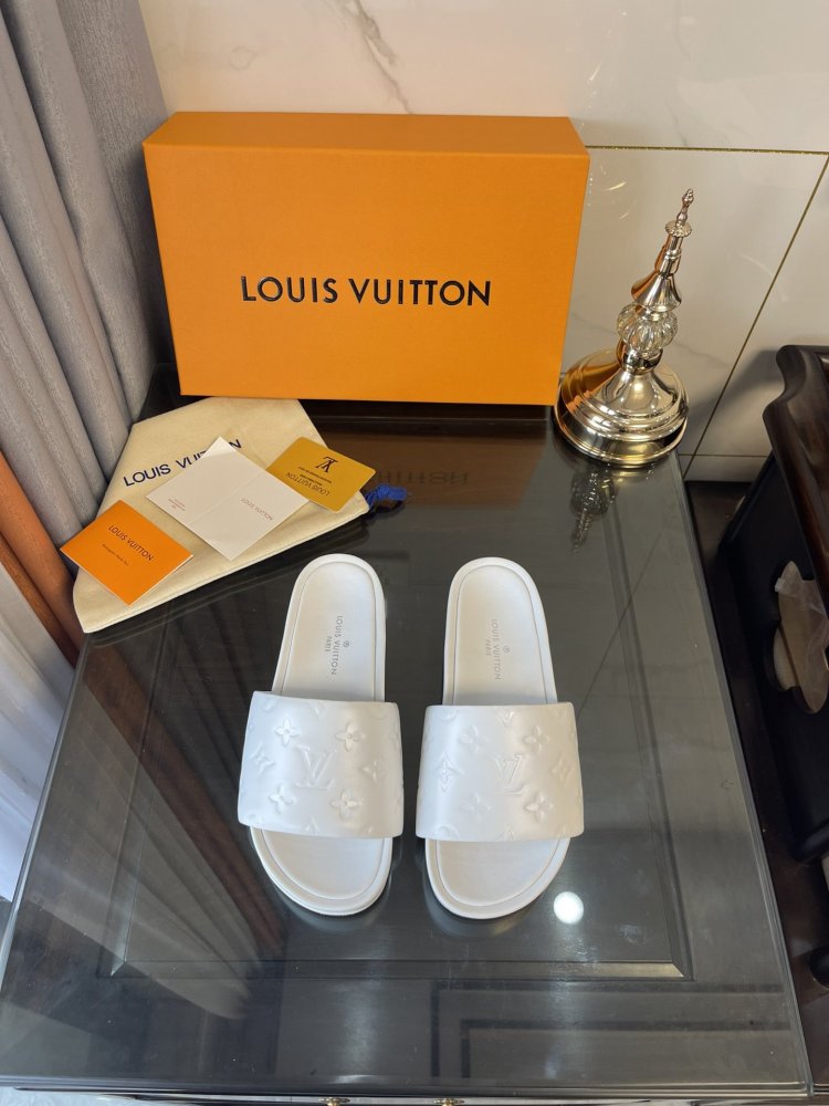 ルイヴィトン靴コピー  2022SS新作通販   Louis Vuitton ルイヴィトン靴0224
